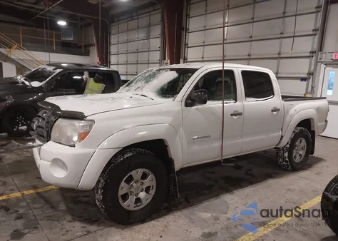 2008 Toyota Tacoma Base V6 z USA, uszkodzony, nr VIN 5TELU42N68Z541471